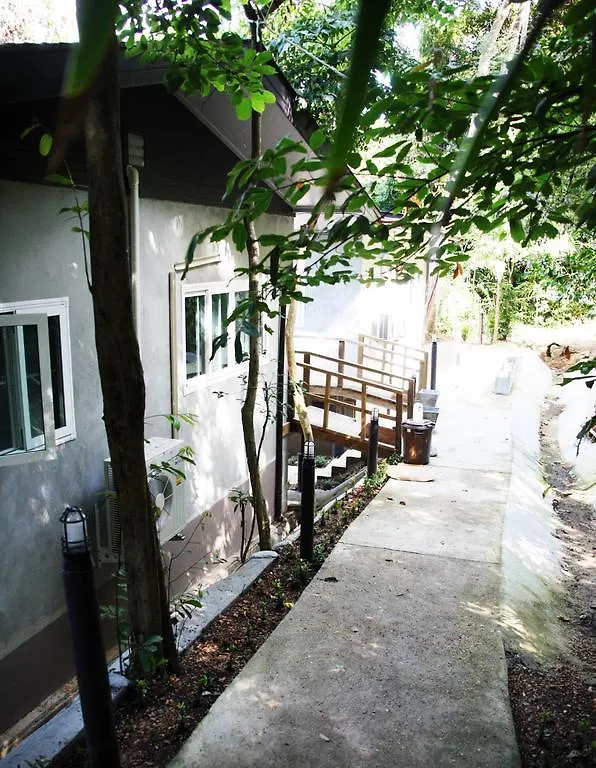 The Other Side Villas 코란타